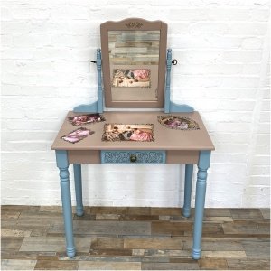 Vintage Dressing Table With Mirror